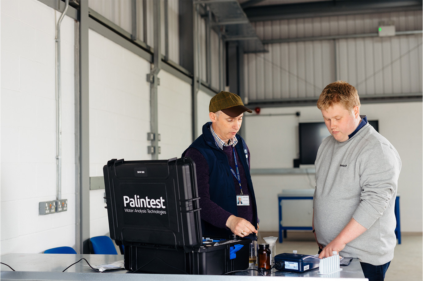 Learning from expert tutors