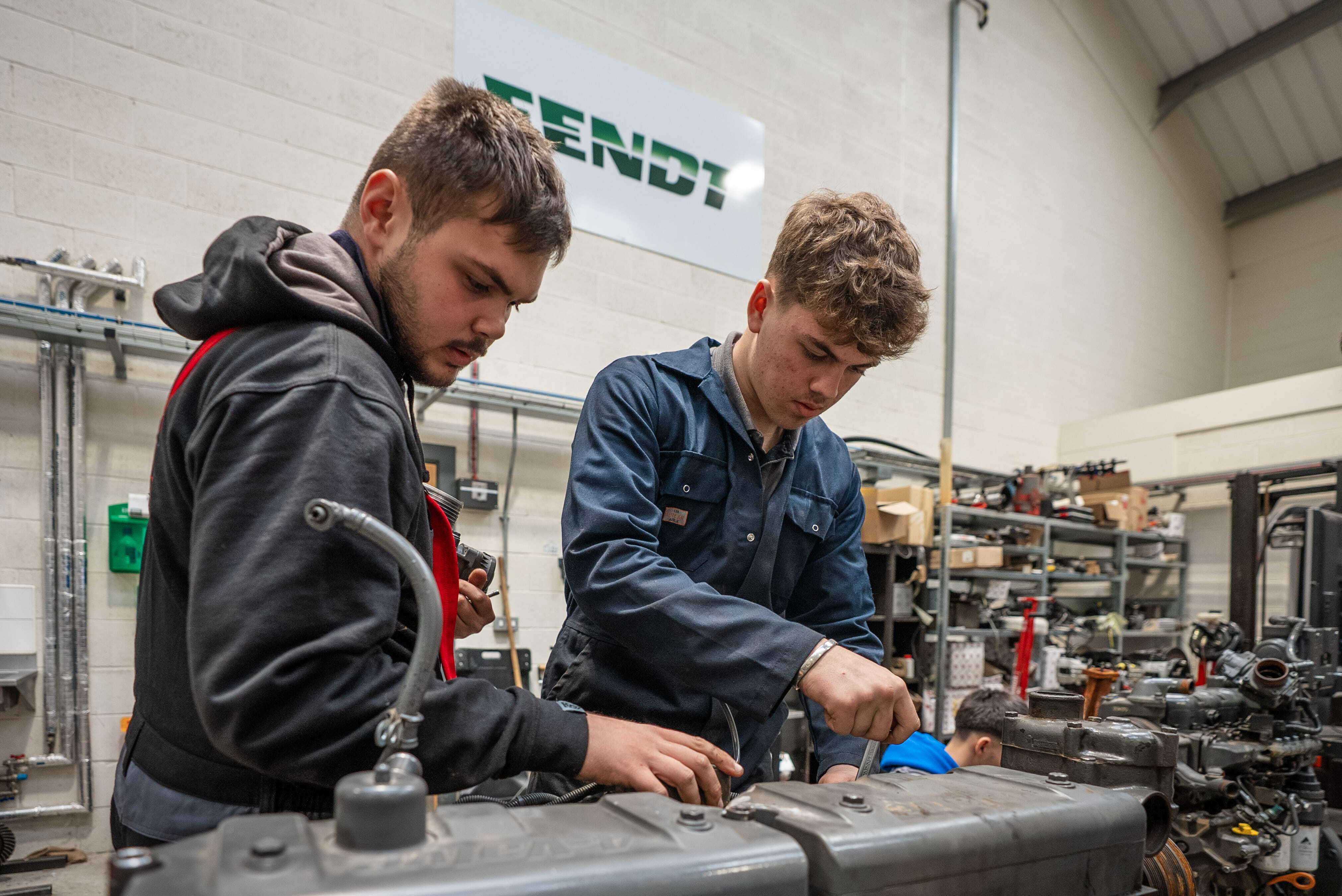RH Students in engineering block 1