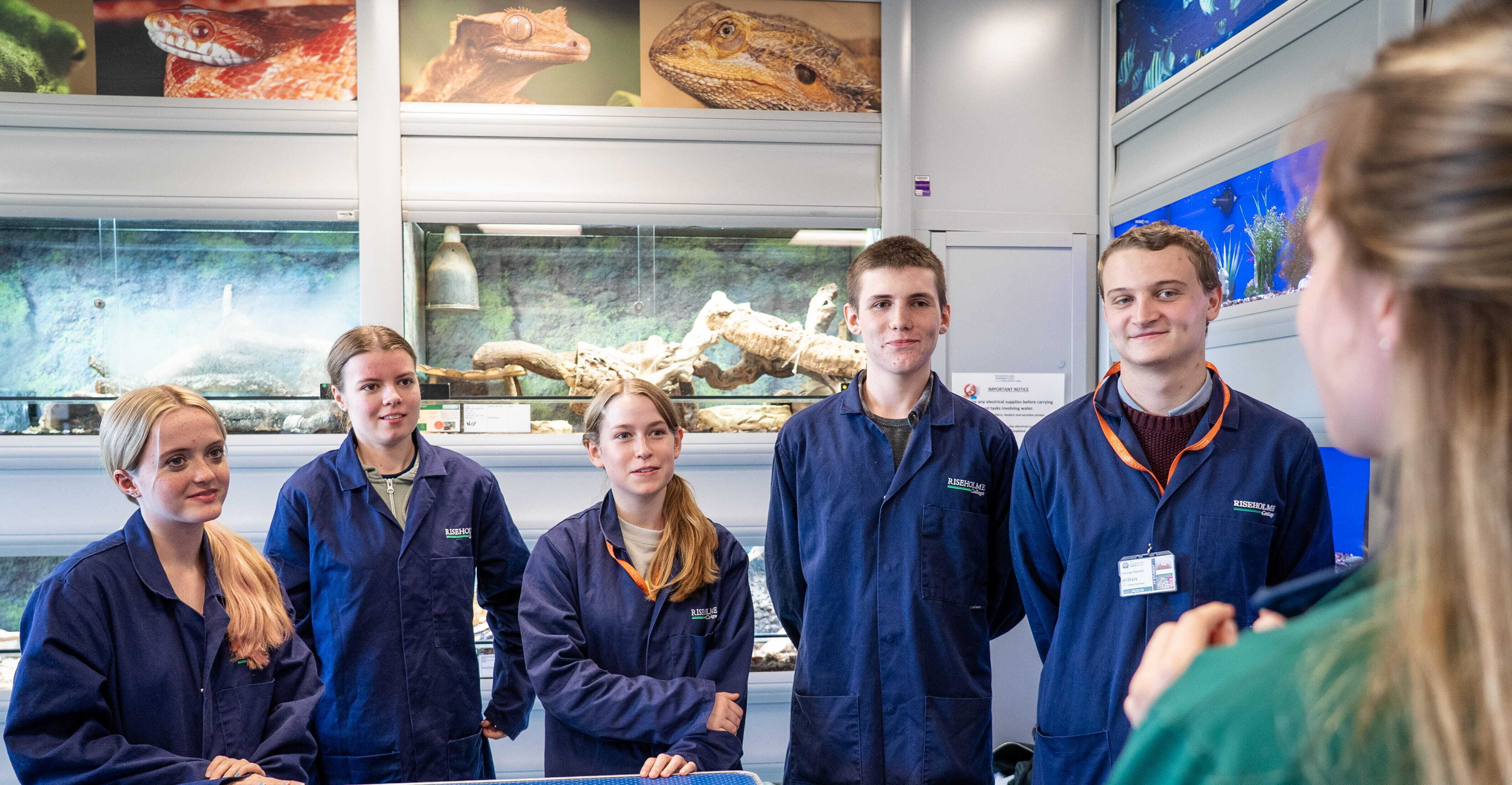 RH students being taught animal